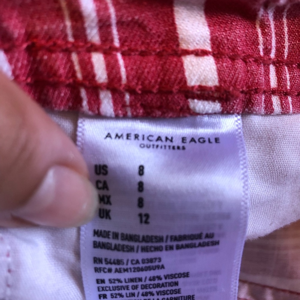 Shorts - Picture 3 of 3